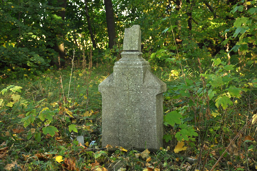 Cmentarz ewangelicko-augsburski w Adamowie